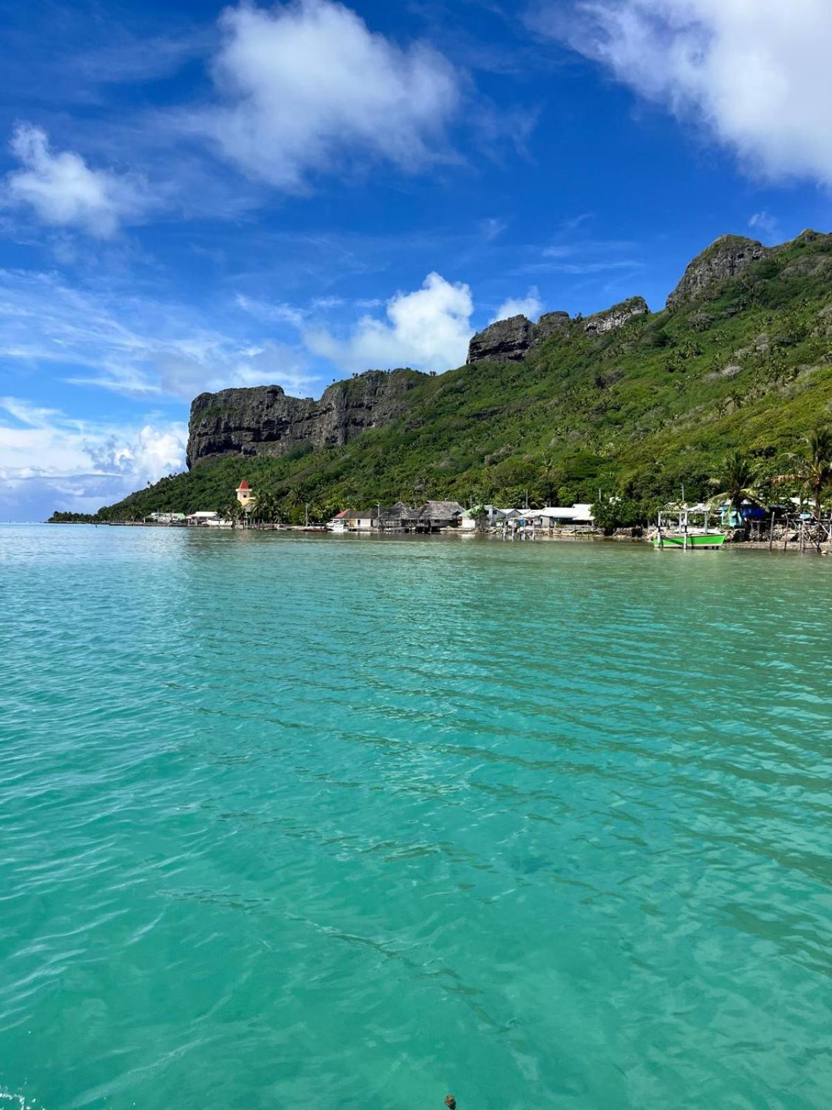 Апартаменты Hei Maurua Te-Fare-Arii Экстерьер фото